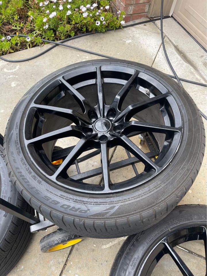 Mustang Gt350 Style Wheels And Tires