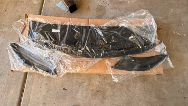 GT350 Front Spoiler