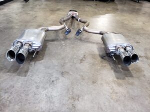 Roush Axel Back w/ Magnaflow resonated x-pipe
