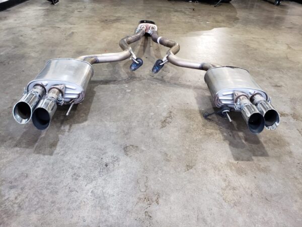 Roush Axel Back w/ Magnaflow resonated x-pipe