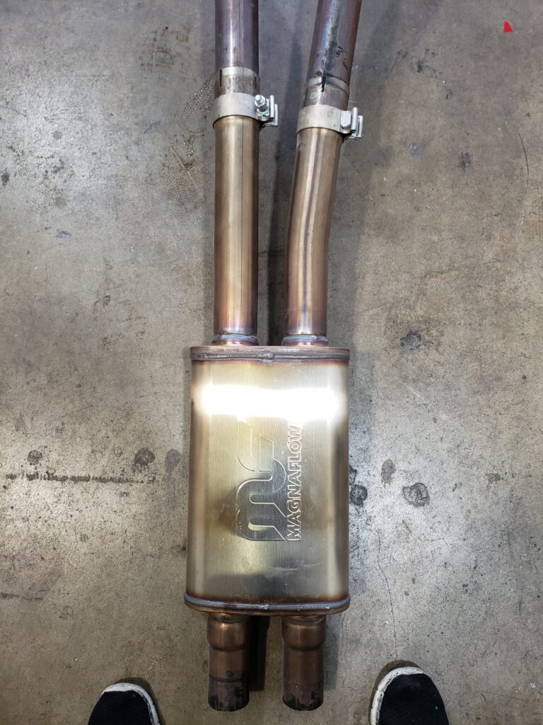 Roush Axel Back w/ Magnaflow resonated x-pipe