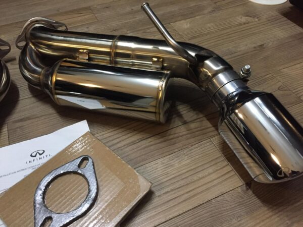 photo_2023-02-08_19-23-29 Q60 Helmholtz Exhaust