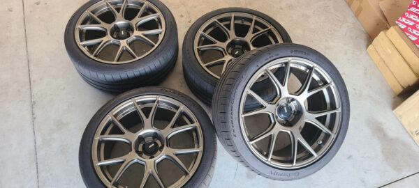 Konig Ampliforms w/ Conti Extreme Contact Sport Tires + TPMS Sensors