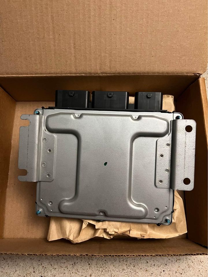 Nissan GTR R35 VR38 Engine Computer ECU ECM removed off 2019