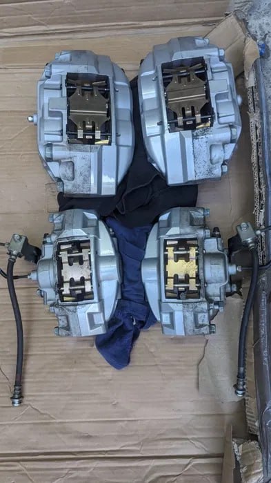 Q50/ Q60 Calipers infiniti "AKEBONO" set
