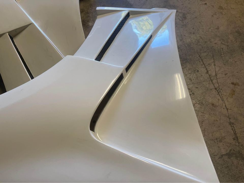Q50 vented Fiberglass Fenders