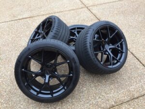 MRR FS06 Staggered wheel set w/ Michelin Pilot 4s tires ALMOST NEW