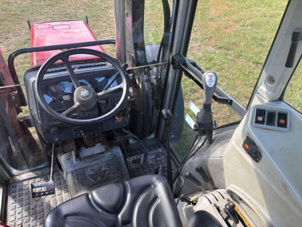 Farm tractor Massey Ferguson MF 362T